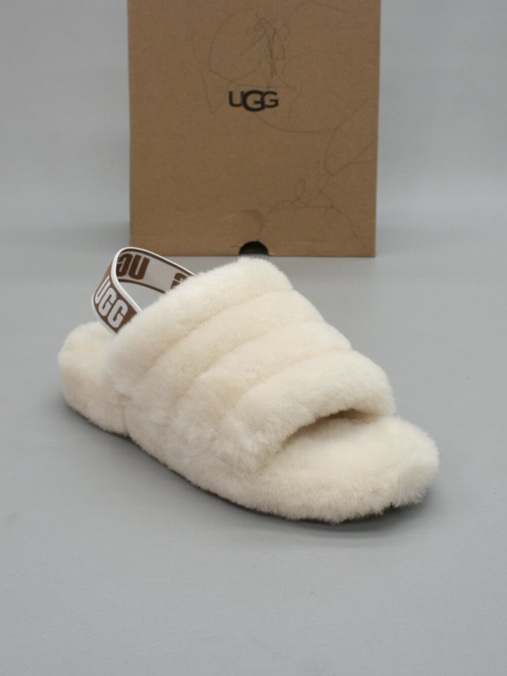 UGG 39 Ladies 8 Fluff Yeah Slides Natural Shearling House Shoes Slippers 1095119